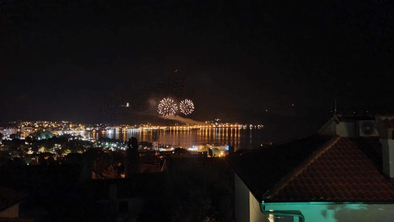Apartment Helmut With Sea View Башка Екстер'єр фото