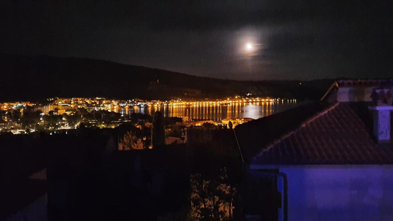 Apartment Helmut With Sea View Башка Екстер'єр фото
